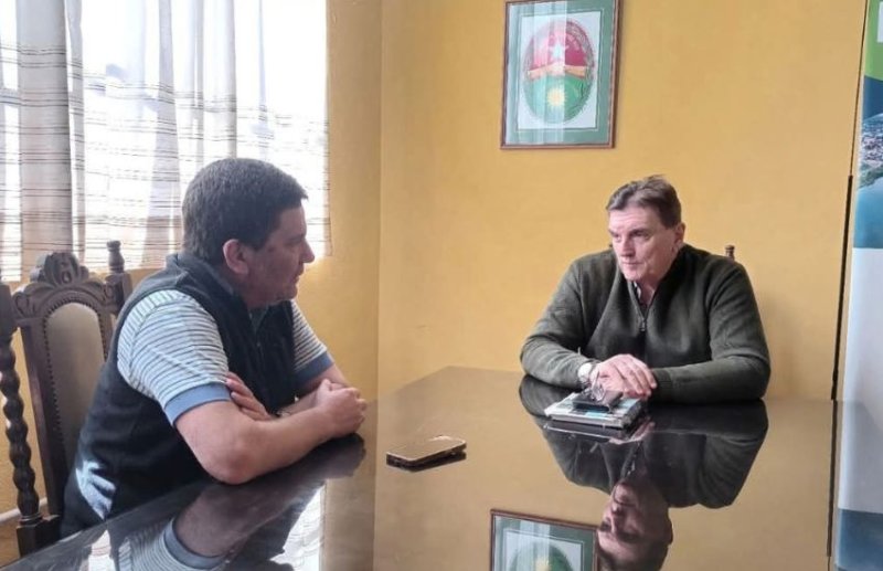 El senador Conti gestiona obras y trabajos preventivos ante el impacto del fenómeno de "El Niño" en el departamento Tala