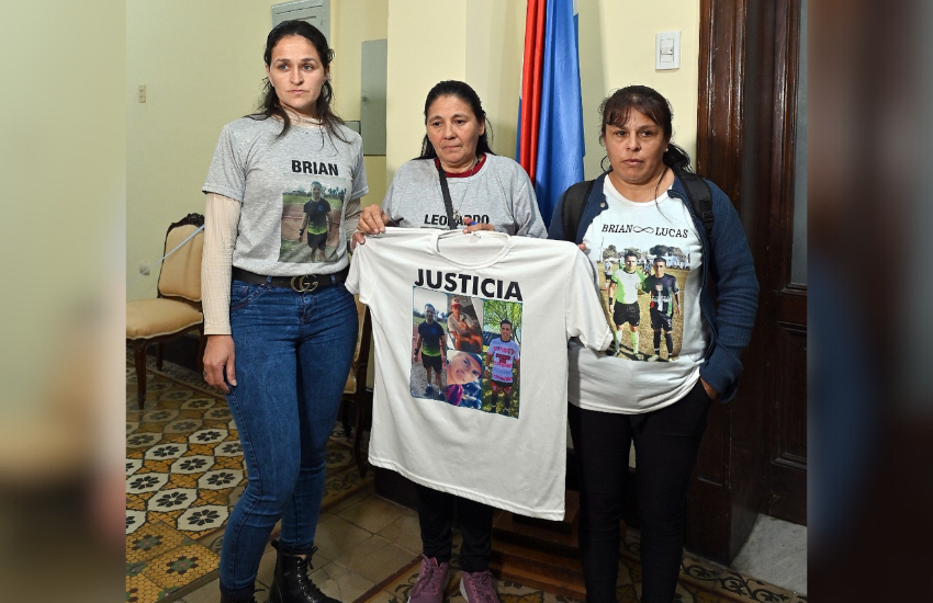 El gobernador recibió a familiares de los jóvenes fallecidos en un accidente en la ruta 39