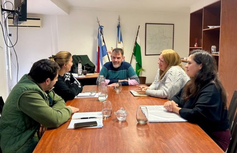 El intendente Müller se reunió con la presidenta del Copnaf