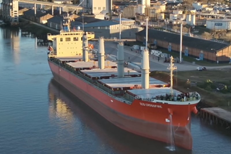 Puerto de Concepción del Uruguay concretó la primera exportación de harina de soja no transgénica con destino a Europa