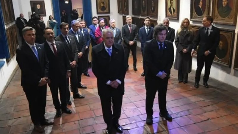 Frigerio con Milei y gobernadores en Tucumán: “Juntos estamos a la altura de los desafíos de nuestro tiempo”