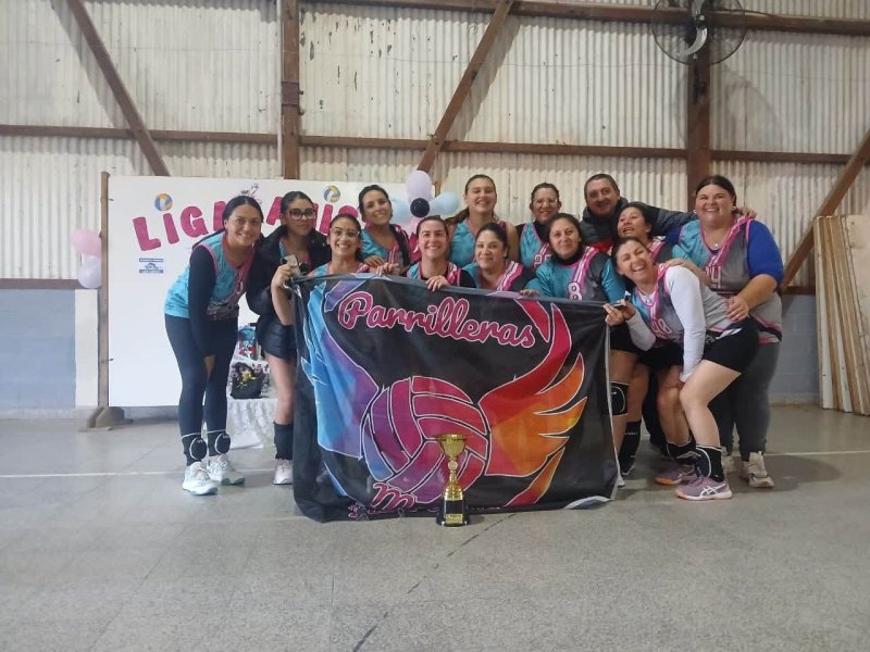 Voley: Las Parrilleras se consagraron campeonas de la Liga Amistad