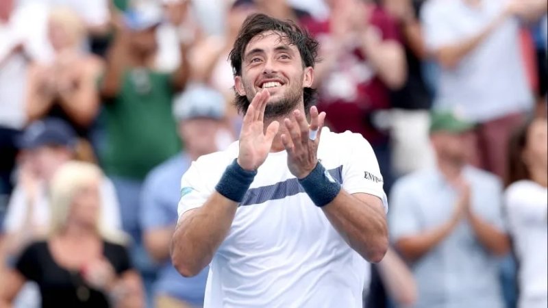 Thiago Tirante, el joven tenista con raíces maciaenses que hace historia en Cincinnati