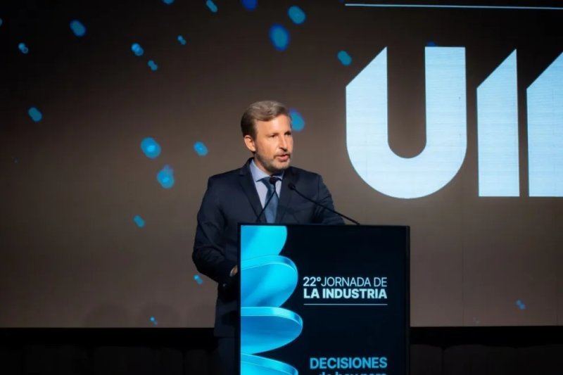 La industria entrerriana reclamó medidas para mejorar la competitividad y Frigerio anunció una reforma laboral
