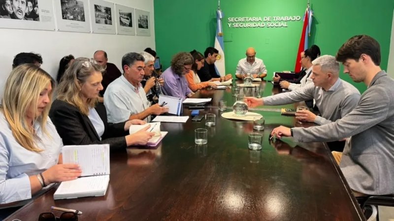 Paritaria docente: los gremios rechazaron el 3,5% y esperan una oferta “superadora”