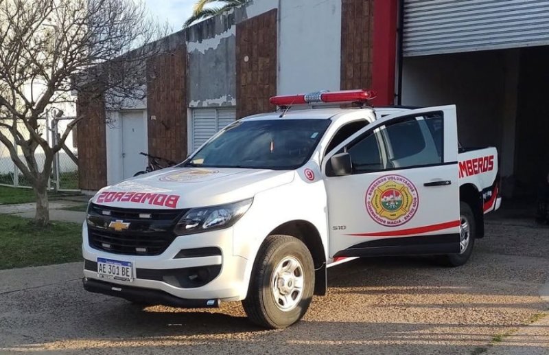 Bomberos Voluntarios de Maciá presentó su nueva unidad de logística