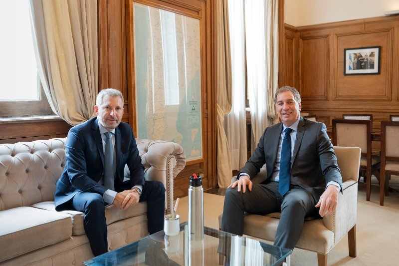 El gobernador Frigerio se reunió con el jefe de Gabinete y hablaron del Presupuesto 2027 y obras para la provincia