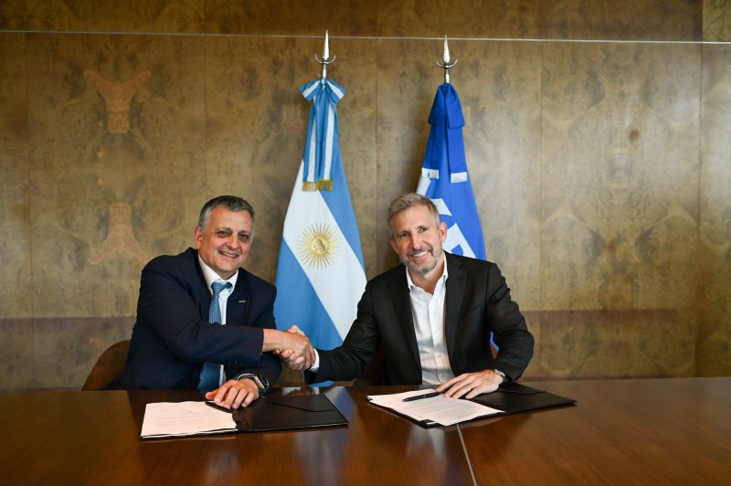 Entre Ríos firmó un acuerdo con YPF para reducir costos logísticos y atraer inversiones