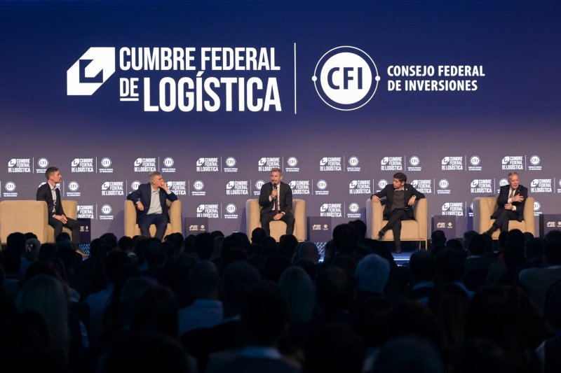 El gobernador Frigerio pidió por inversiones en puertos y rutas y una reforma impositiva para impulsar la producción