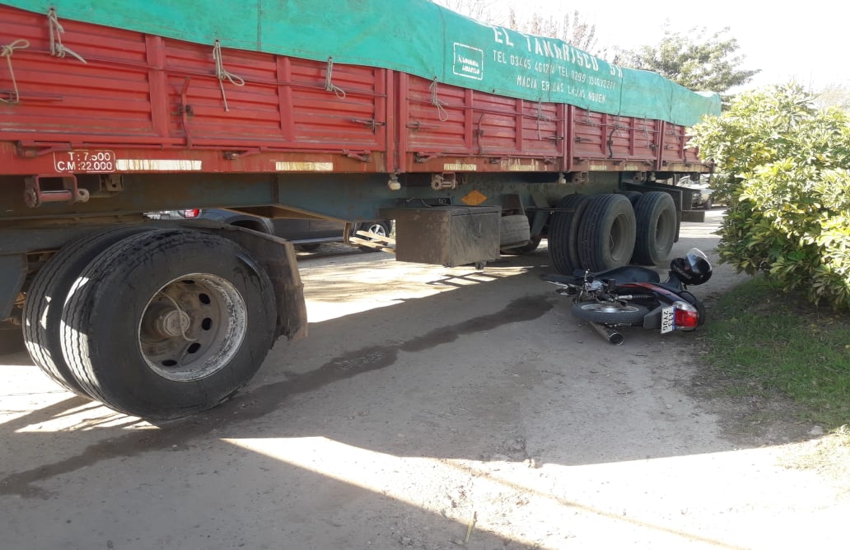 Nogoyá: murió un dirigente del PJ que chocó contra un puente