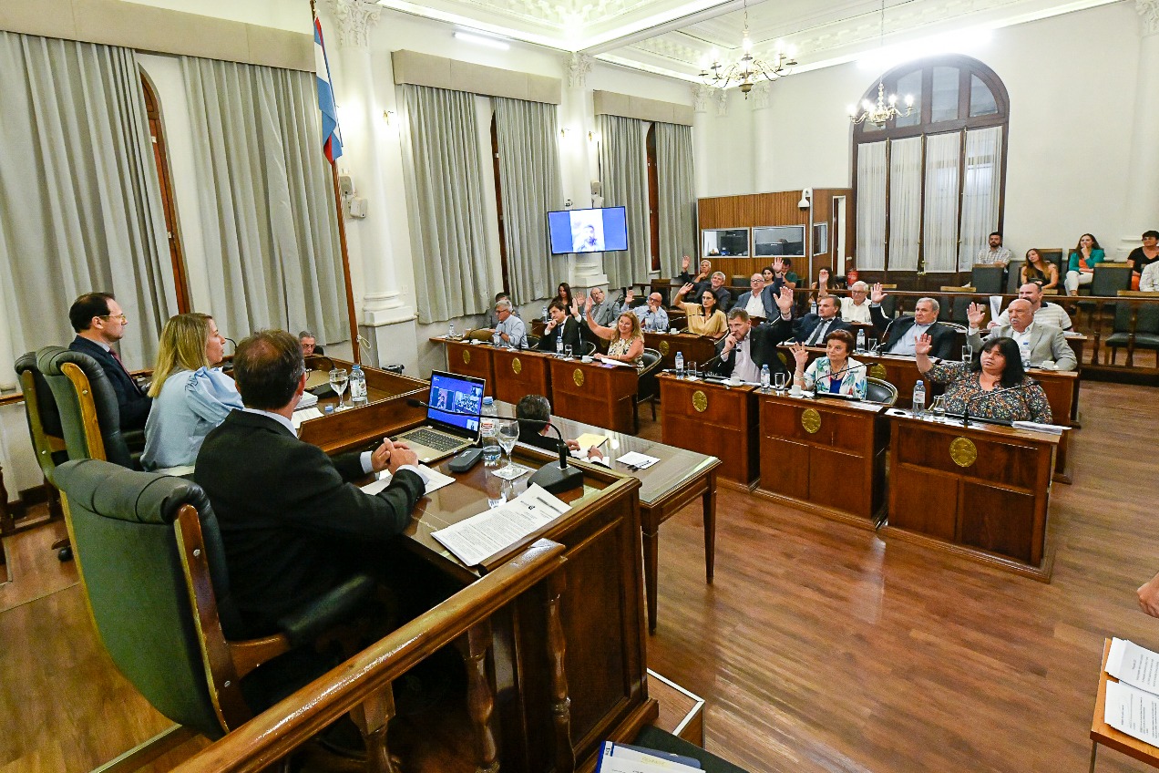 Senadores consensuaron dictamen para declarar la emergencia vial en Entre Ríos