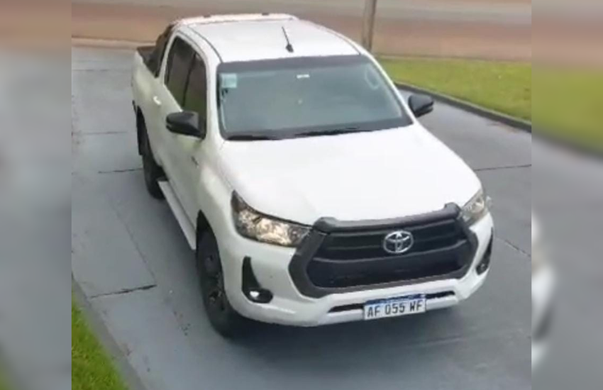 Le robaron la camioneta a una vecina de Maciá en Rosario